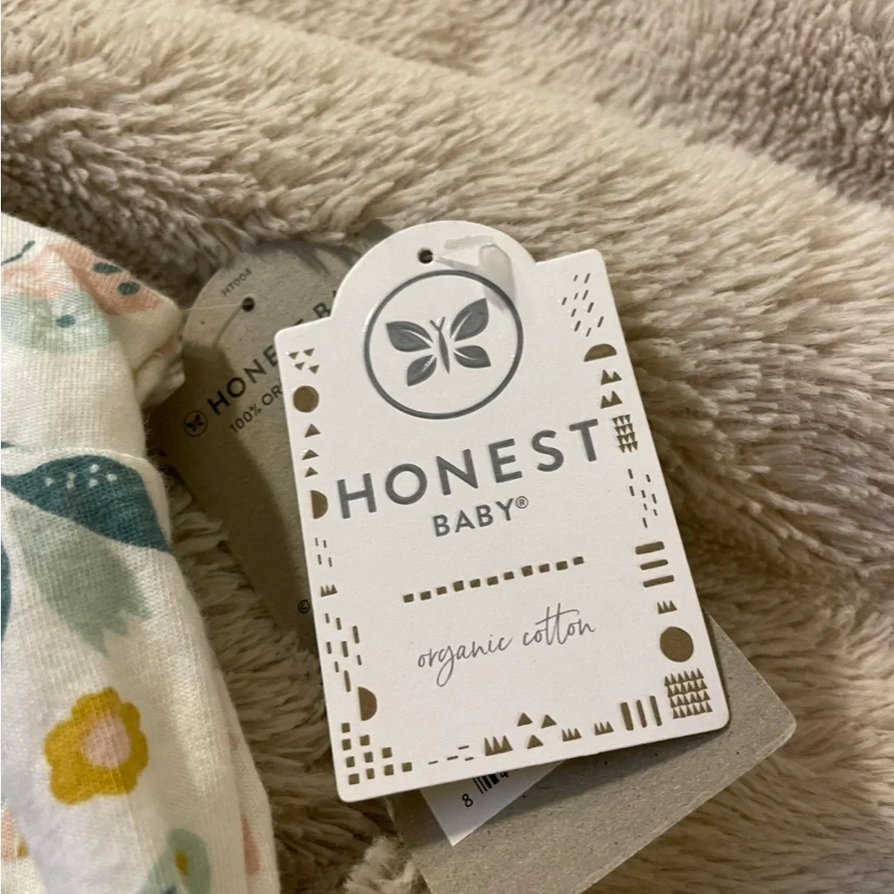 The Honest Company nwt honest